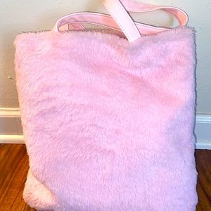 Fuzzy Forever 21 purse 👛